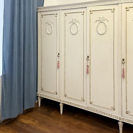Teodora Square Apartments Площа Святого Теодора リヴィウ エクステリア 写真