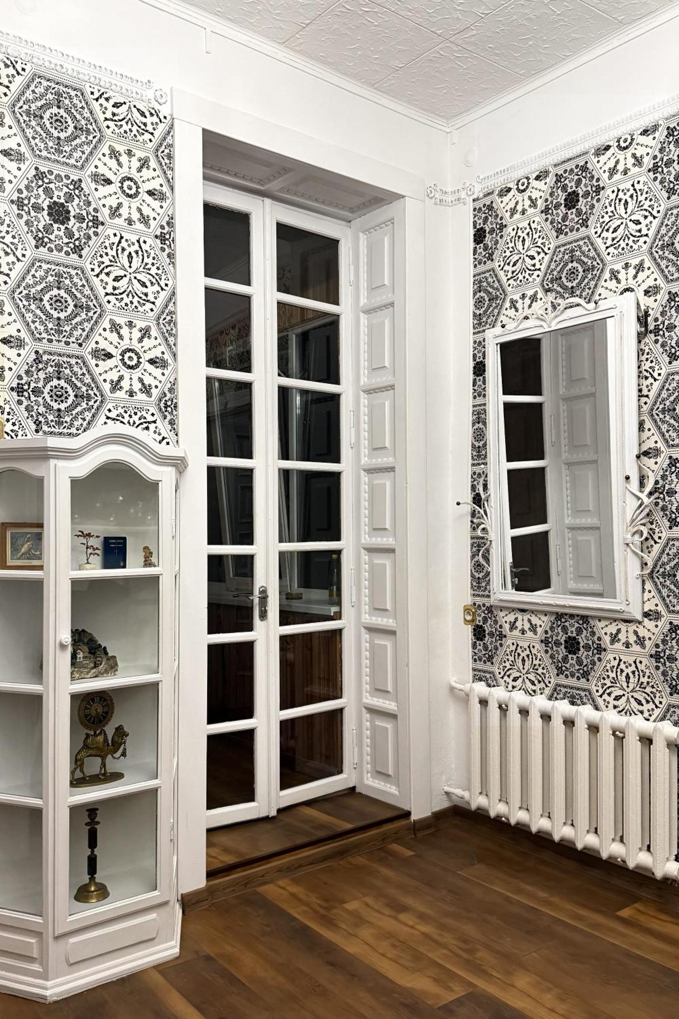Teodora Square Apartments Площа Святого Теодора リヴィウ エクステリア 写真