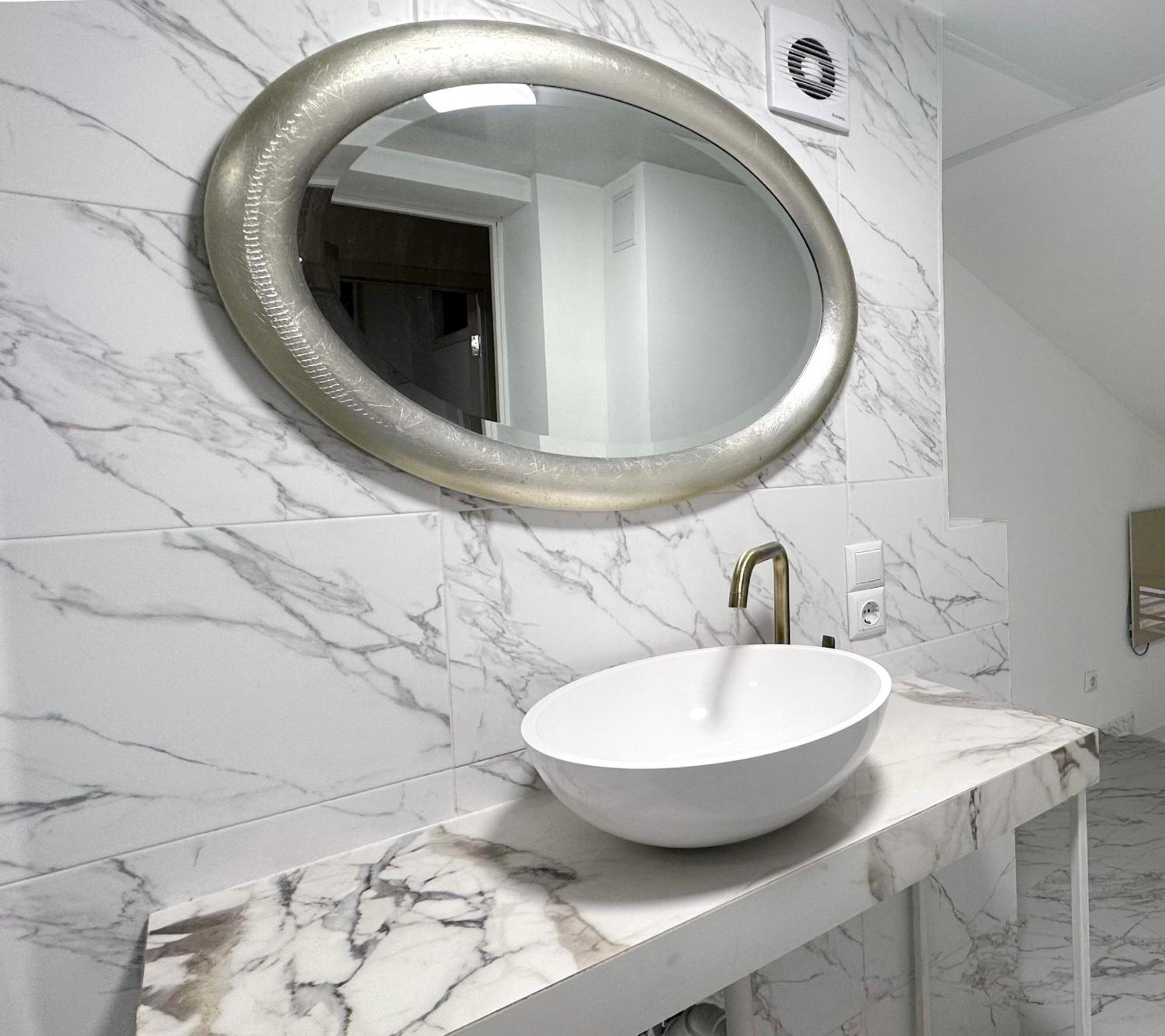 Teodora Square Apartments Площа Святого Теодора リヴィウ エクステリア 写真