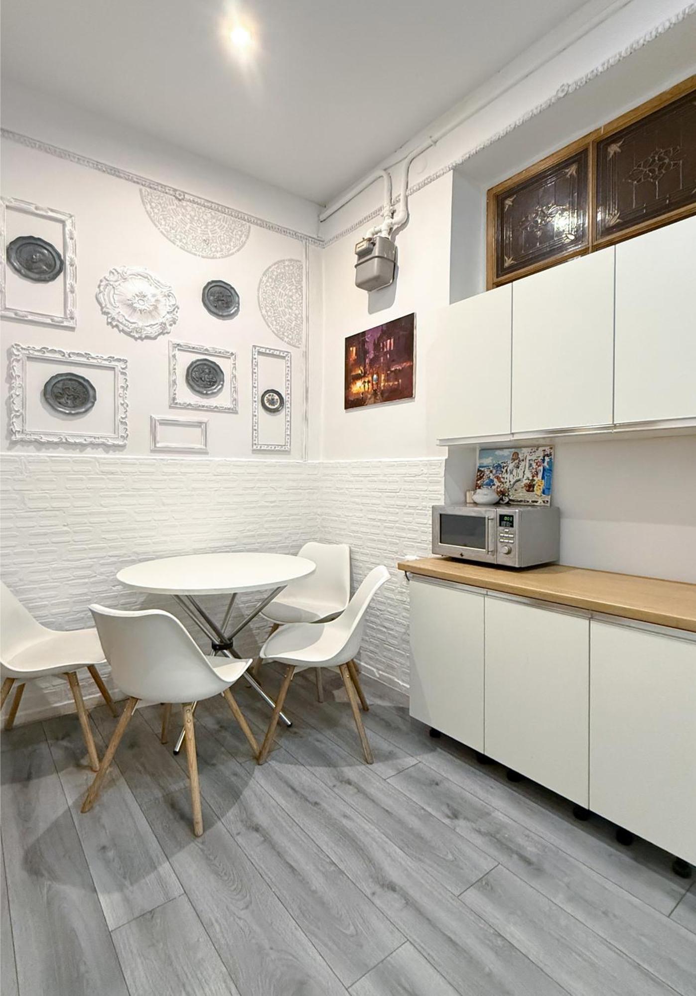 Teodora Square Apartments Площа Святого Теодора リヴィウ エクステリア 写真